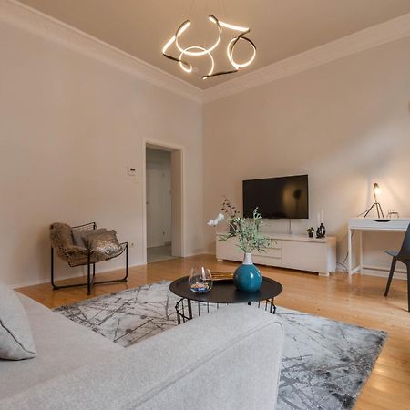 Business Apartment Wiesbaden Luaran gambar